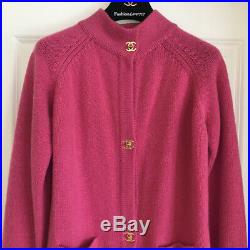 $2.8k Gorgeous 09a Chanel Pink Cashmere CC Turnlock Cardigan Sweater Jacket 40