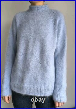 Beautiful hand knitted blue sweater, angora 80%, Italy