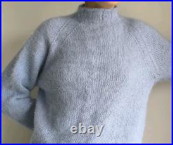 Beautiful hand knitted blue sweater, angora 80%, Italy