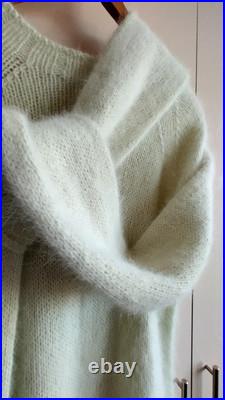Beautiful hand knitted sweater, angora 80%, Italy, delicate mint color