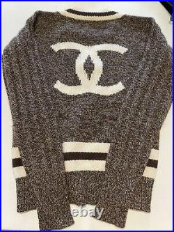 CHANEL 1996 vintage 100% cashmere sweater jumper knitwear with Logo CC 36 38 40