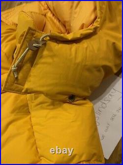 Gucci X The North Face Yellow Puffer Jacket Bnwt Medium 100% Authentic Rare
