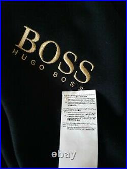 Mens HUGO BOSS GOLF Green label 1/4 zip Jumper/Sweater size med/large. RRP£225