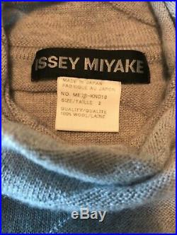 NWOT $1025 Issey Miyake Rare Textured Vintage Knit Grey Sweater Size 2 = Medium