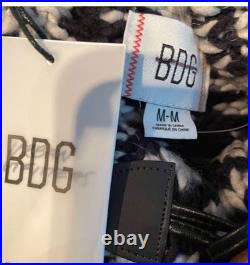 New Urban Outfitter's SWEATER Long Sleeve Size Medium New Urban Outfitter's SWEATER Long Sleeve Size Medium