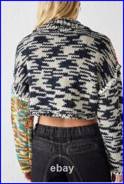 New Urban Outfitter's SWEATER Long Sleeve Size Medium New Urban Outfitter's SWEATER Long Sleeve Size Medium